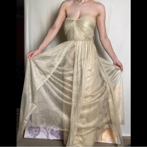 Jenny Yoo Dresses & Skirts - Fitted gold strapless adjustable sleeve convertible Jenny Yoo glitter bridesmaid